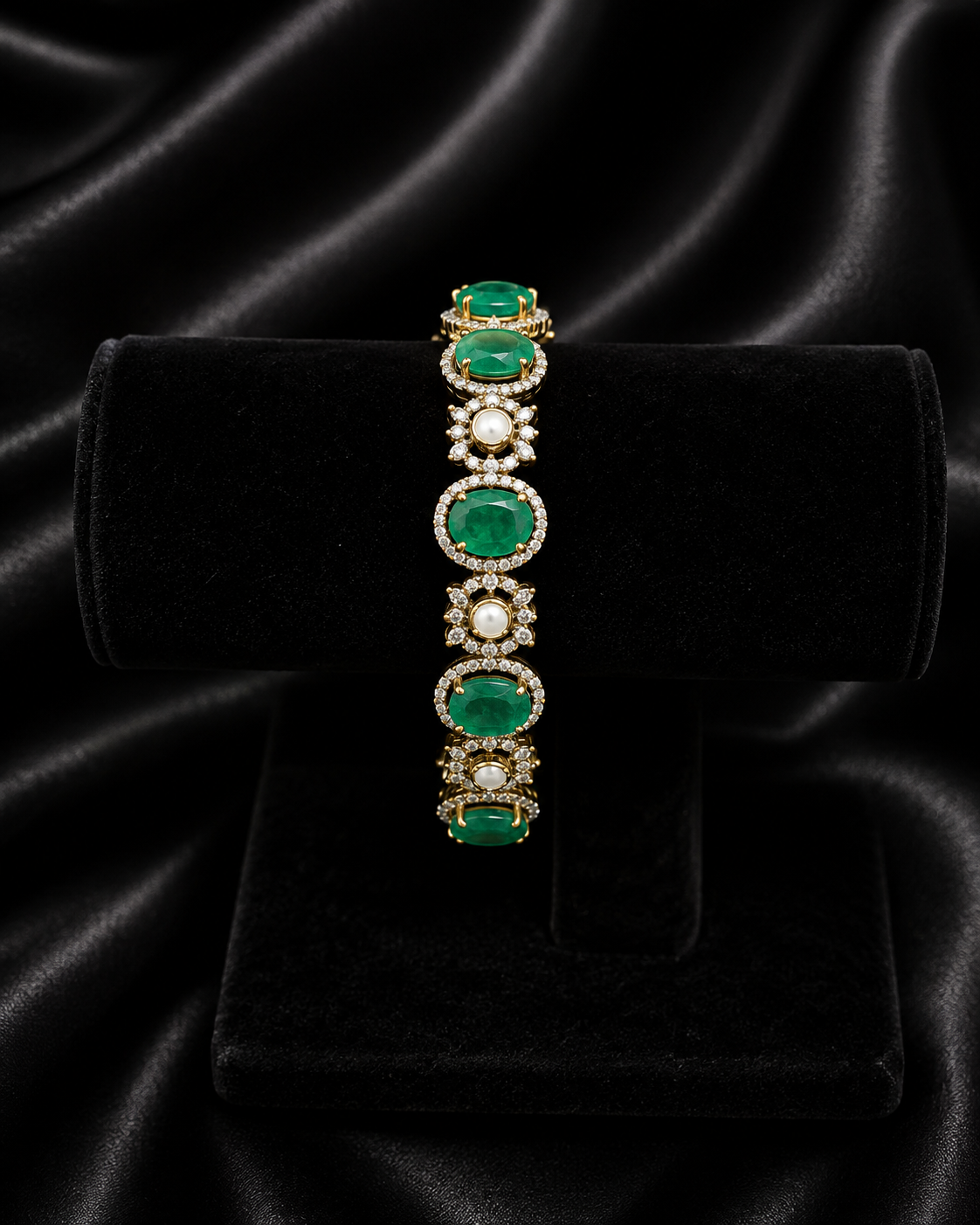 SILVER EMERALD AND PEARL GEMSTONE BRACELET